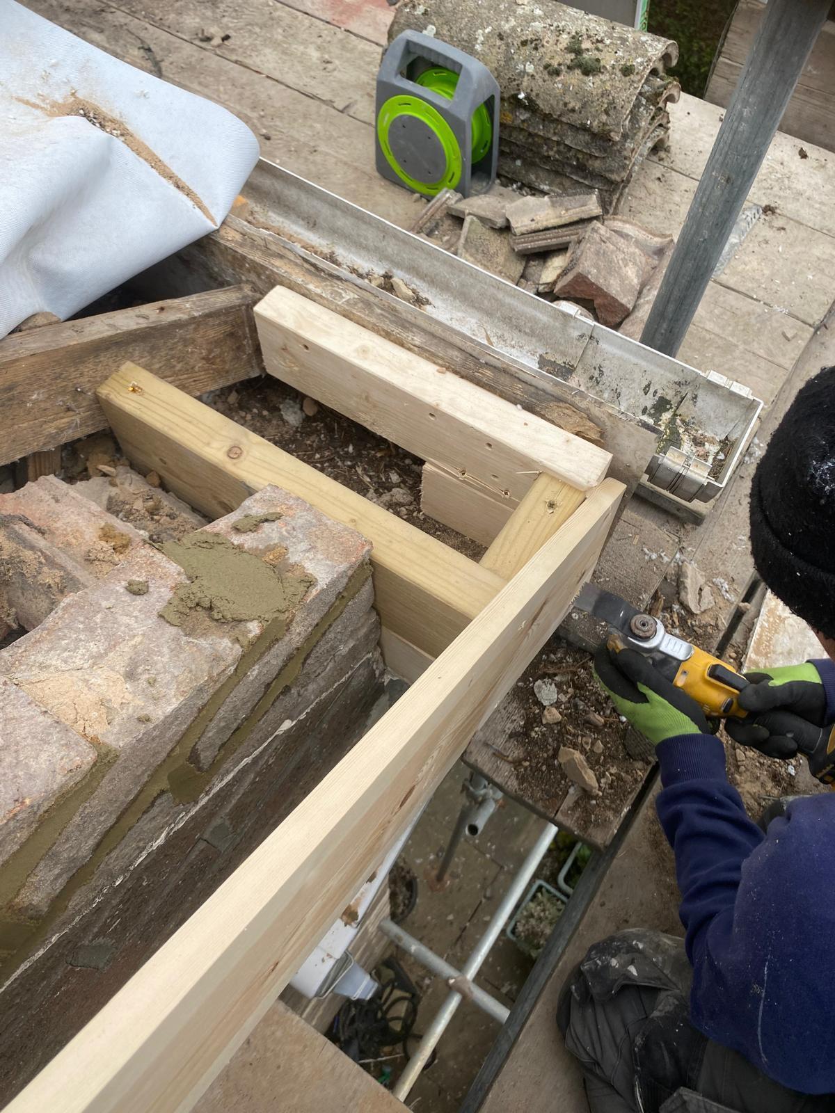 Timber Frame Repairs - Leeds - Structural timber repairs and new roof construction.